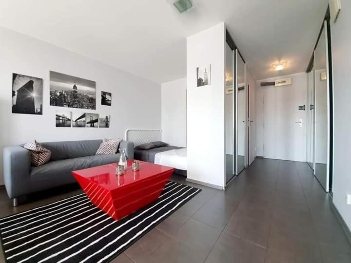 Lucka Residence Warsawa Bagian luar foto