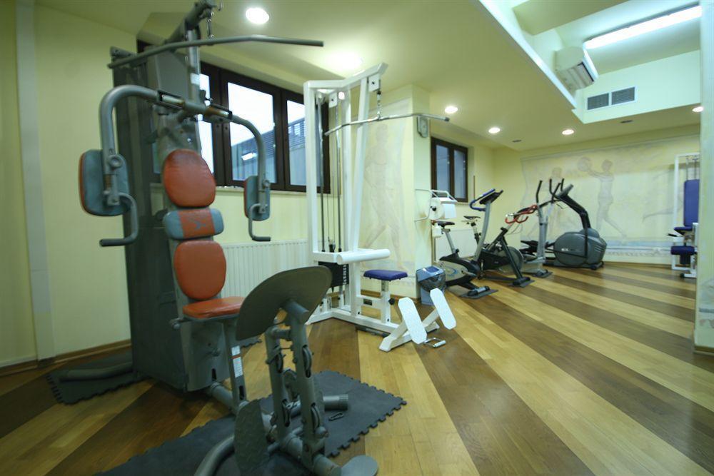 Lucka Residence Warsawa Bagian luar foto
