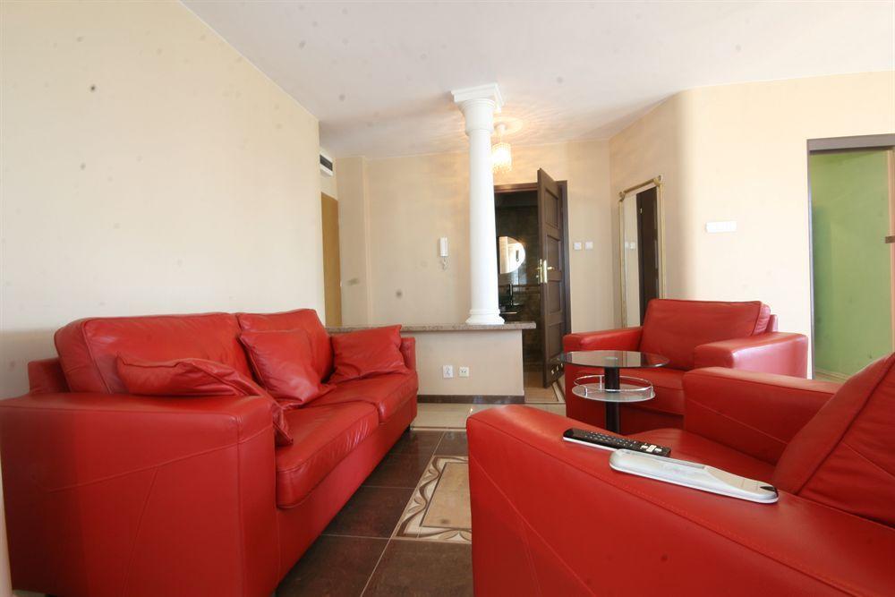 Lucka Residence Warsawa Bagian luar foto