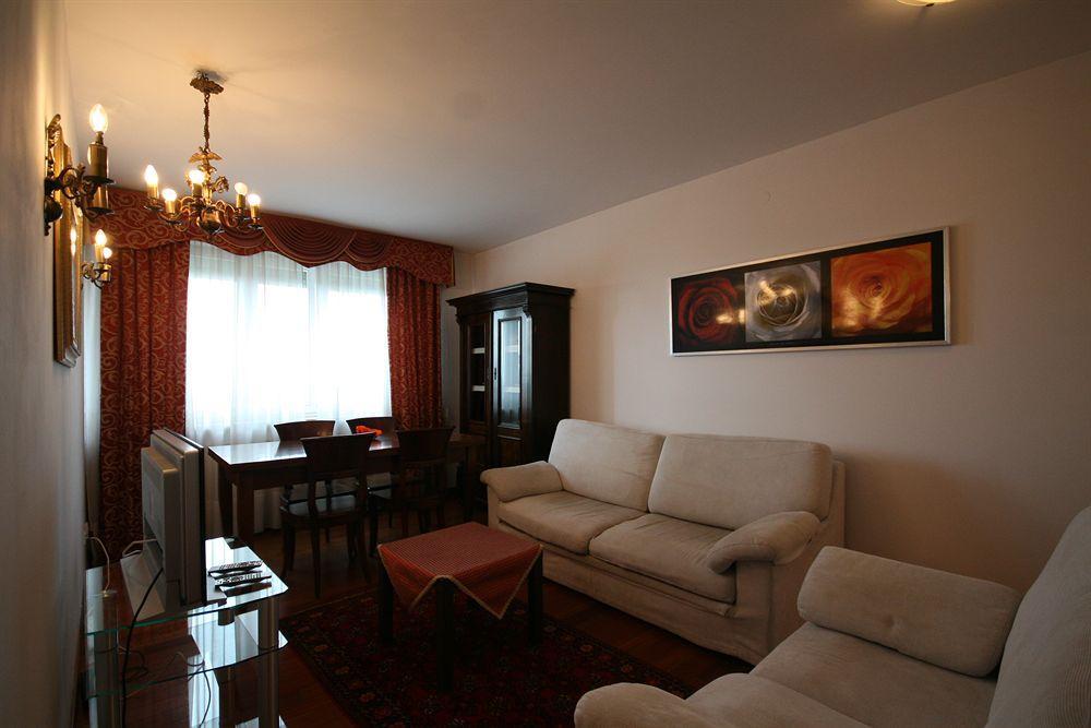 Lucka Residence Warsawa Bagian luar foto